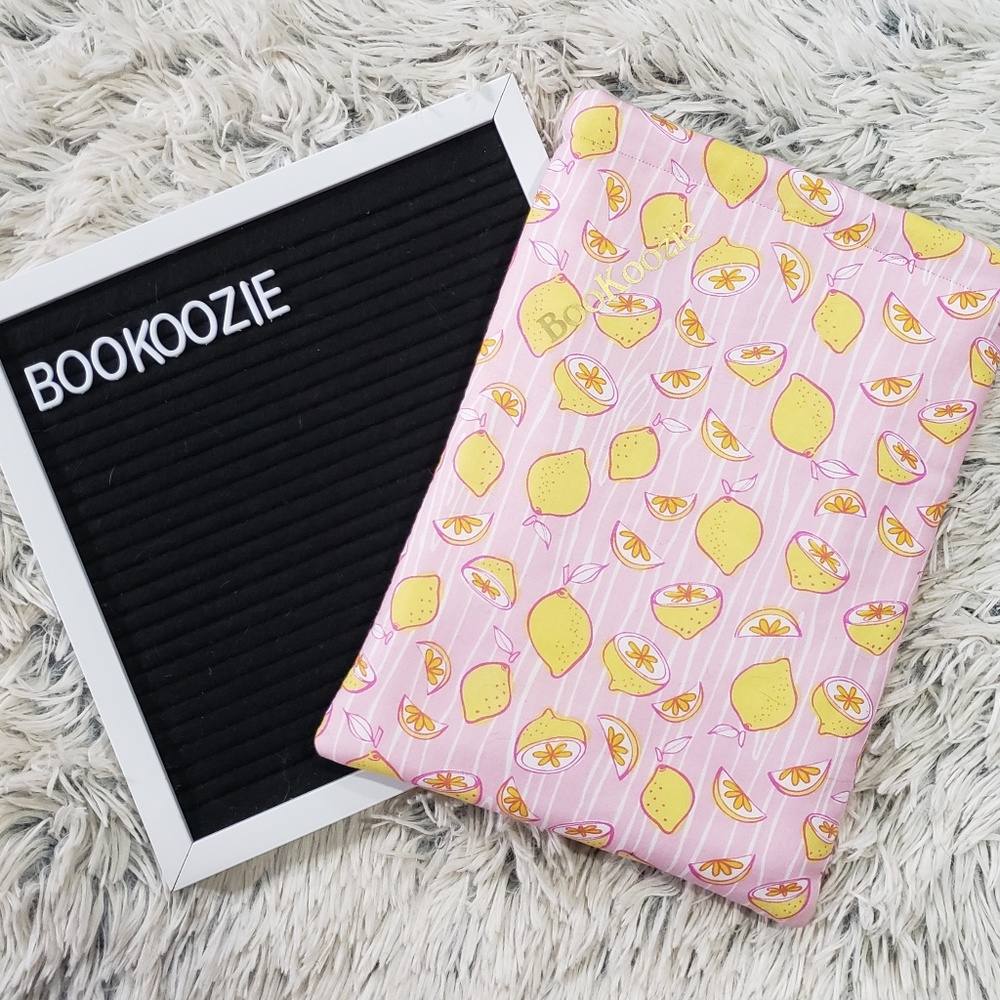 Pink Lemons Travel Buddy